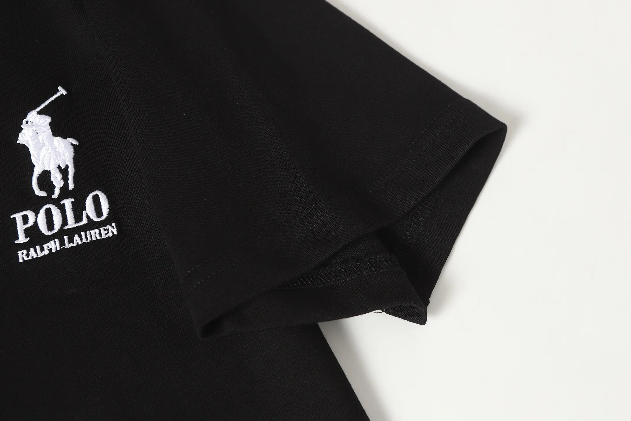 P140 💰 Actual pictures [High-end quality] Code: 8910# Color: Black White Size: S to XXL 2026ss New Ralph Lauren 320g customized fabric Round neck short sleeves Special embroidery Burnt patch Loose version for men and women